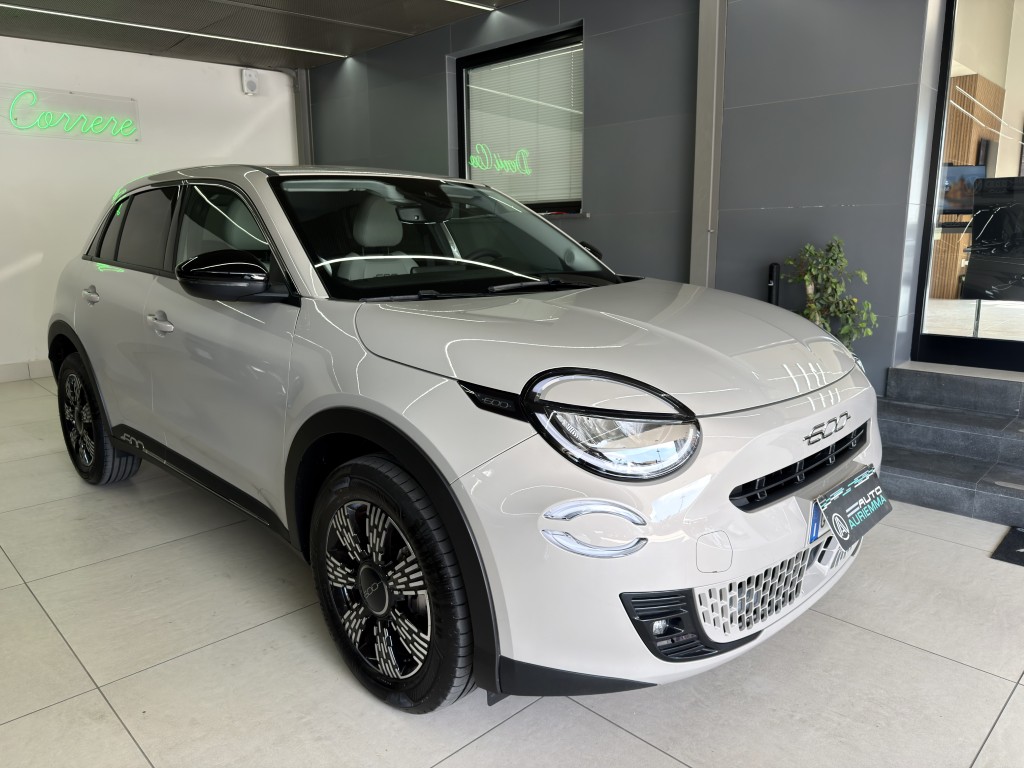 FIAT 600 1200 HYBRID 110 CV ICON KM 5240